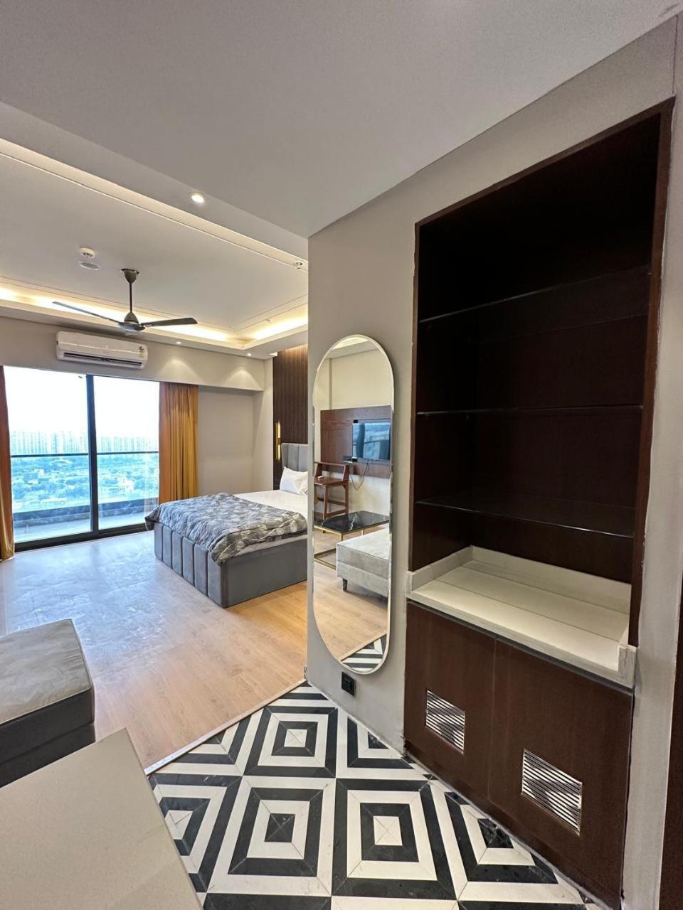 Aparthotel Urban Abodes Ghaziabád Exteriér fotografie